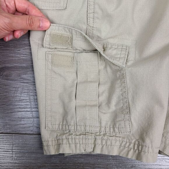 The Children's Place Boy's Khaki Cargo Shorts Size 6 - Picture 10 of 11